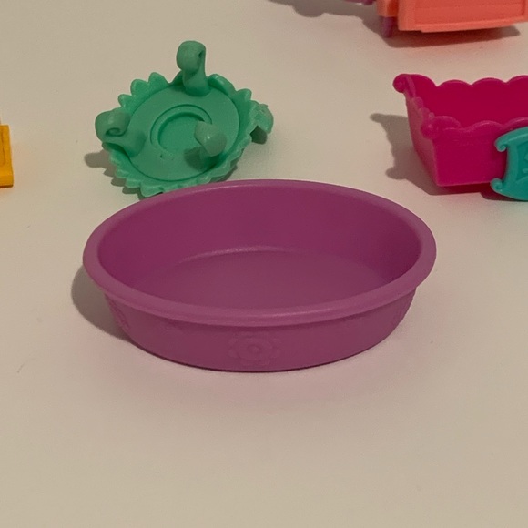 🪑 LOT OF 6 LPS Y2K VINTAGE LPS LITTLEST PET SHOP ACCESSORIES COLLECTIBLE TOYS 🪑 - Picture 6 of 10